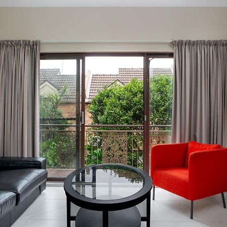 Spacious 3-Bed Townhouse In Stylish Balmain Сидни Екстериор снимка